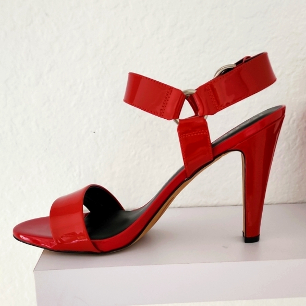 Karl Lagerfeld Paris Women's NIB Cieone Red Patent Leather Sandals. Size 9.5M - Picture 7 of 13